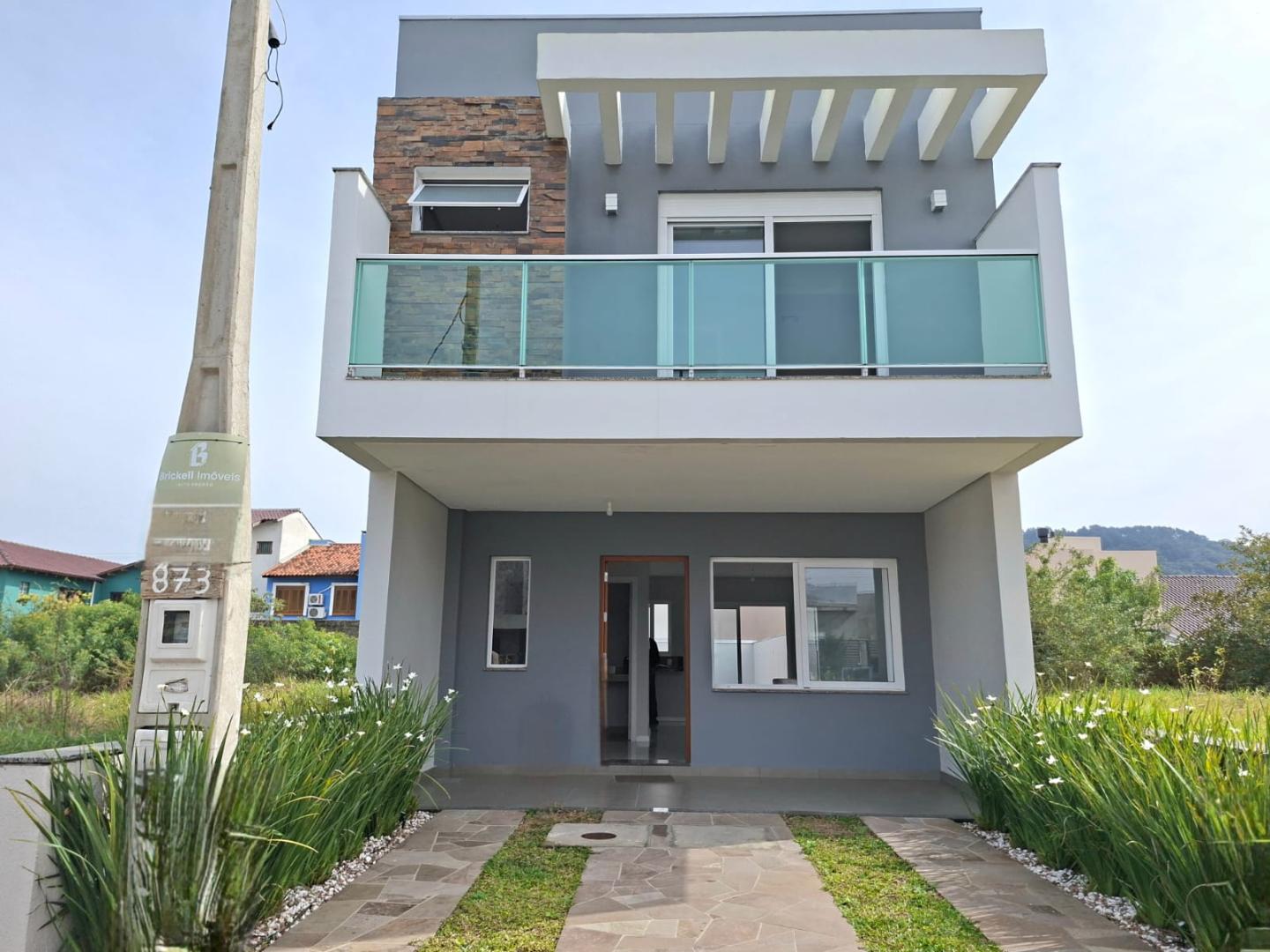 Excelente casa, com 115m² 3 quartos sendo 1 suíte no bairro Aberta dos Morros
