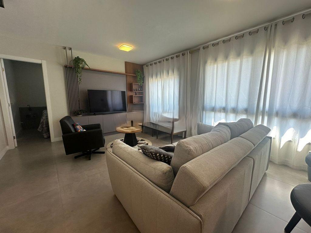 Vendo excelente apartamento com 61m², 2 quartos e 1 vaga de garagem